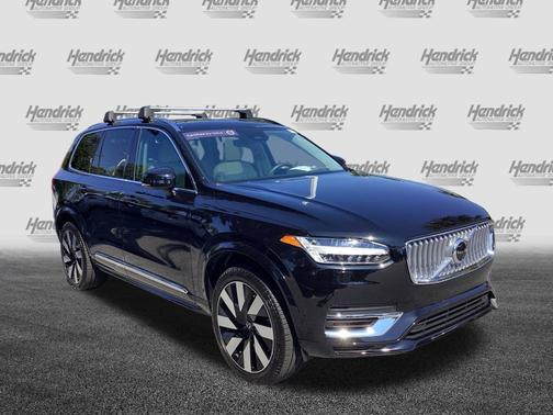 2025 Volvo XC90 Plug-In Hybrid Plus