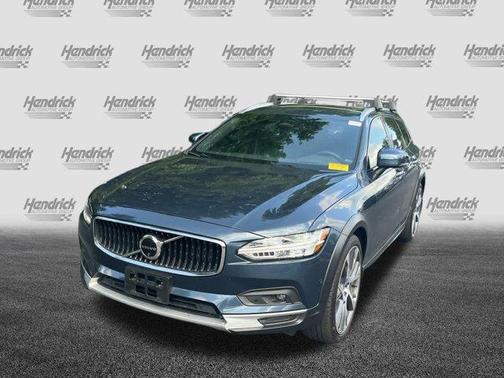 2024 Volvo V90 Cross Country B6 Ultimate