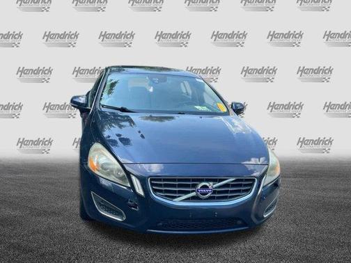 2013 Volvo S60 T5 Platinum