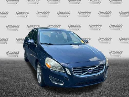 2013 Volvo S60 T5 Platinum