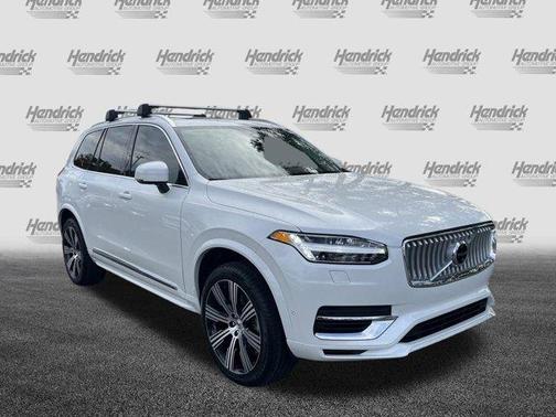 2025 Volvo XC90 Plug-In Hybrid T8 Plus 7-Seater