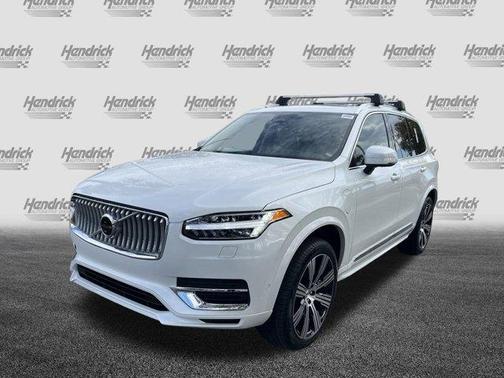 2025 Volvo XC90 Plug-In Hybrid T8 Plus 7-Seater