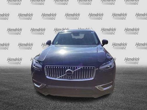 2023 Volvo XC90 Plus