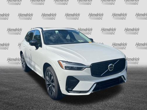 2025 Volvo XC60 Plus