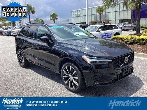 2024 Volvo XC60 B5 Plus Dark Theme