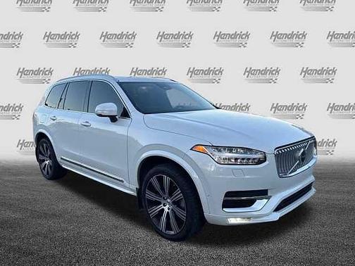 2024 Volvo XC90 Plus
