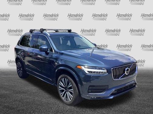 2020 Volvo XC90 T5 Momentum 7 Passenger