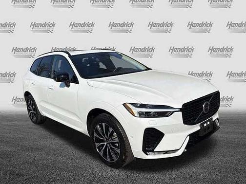 2025 Volvo XC60 Plus
