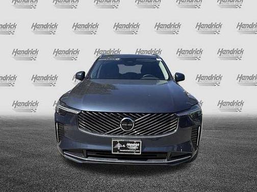 2025 Volvo XC90 Plus