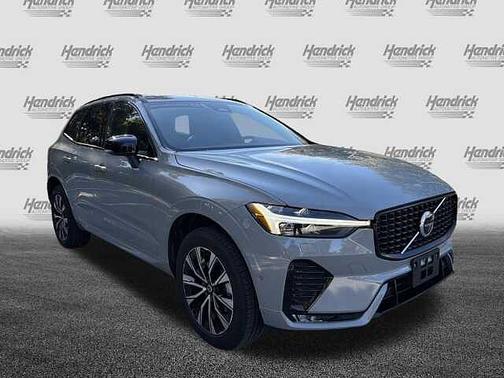 2025 Volvo XC60 Plus