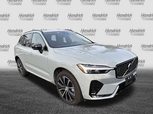 2025 Volvo XC60 Plus