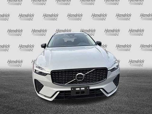 2025 Volvo XC60 Plus