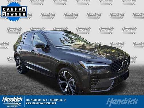 Platinum Grey 2023 Volvo XC60 Ultimate Dark Theme