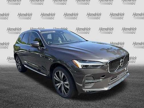Platinum Grey 2023 Volvo XC60 Ultimate Bright Theme
