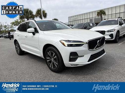 Crystal White 2023 Volvo XC60 Core