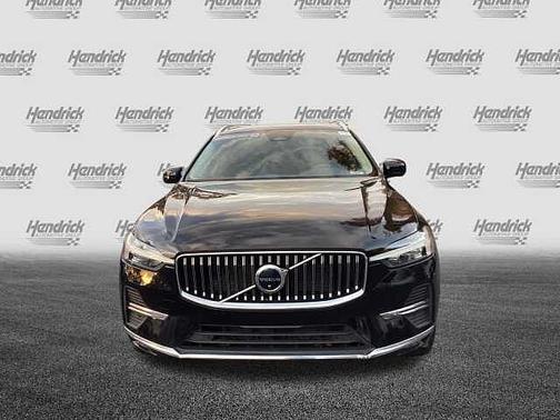 2023 Volvo XC60 Plus