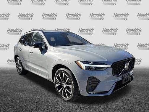 2025 Volvo XC60 Plus