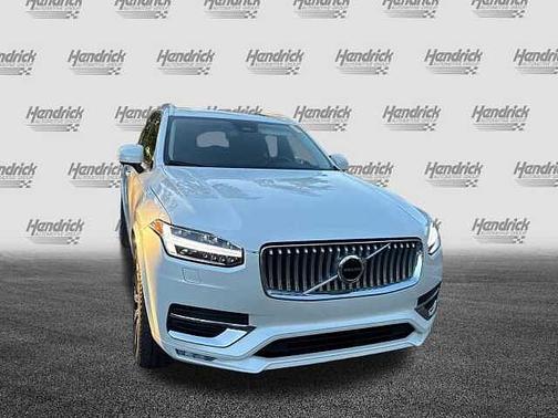 2024 Volvo XC90 Core