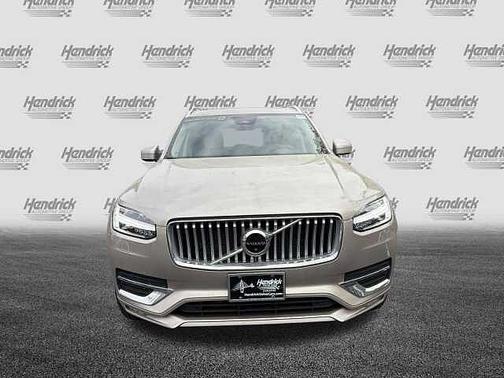 Bright Dusk 2023 Volvo XC90 Plus