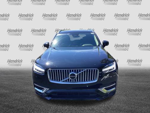 2024 Volvo XC90 Core Bright Theme