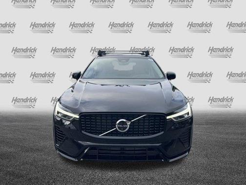2025 Volvo XC60 Plug-In Hybrid T8 Plus