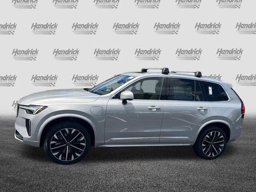 2025 Volvo XC90 Plug-In Hybrid T8 Plus 7-Seater