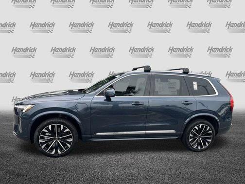 2025 Volvo XC90 Plug-In Hybrid T8 Plus 7-Seater