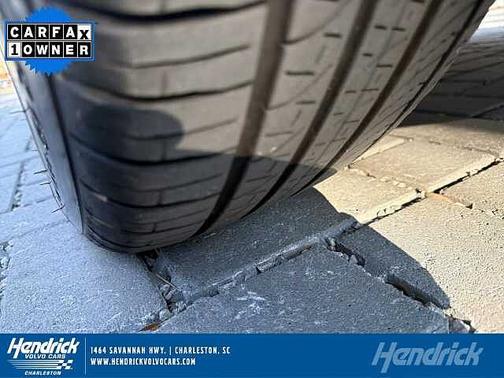 2025 Volvo V60 Cross Country Plus