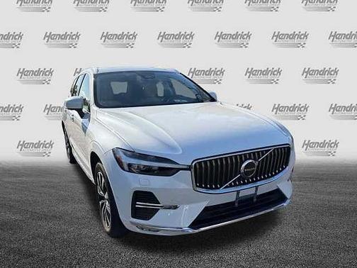 2023 Volvo XC60 Plus