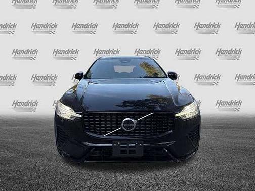 2025 Volvo XC60 Plus