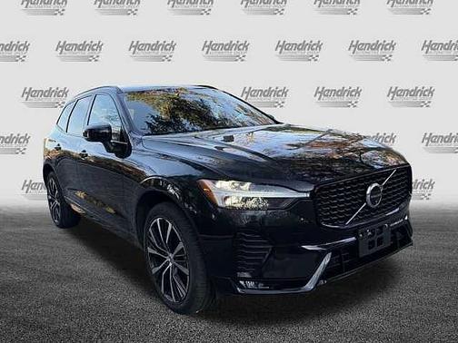 2025 Volvo XC60 Plus