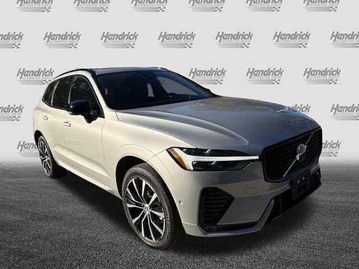 2025 Volvo XC60 Plus