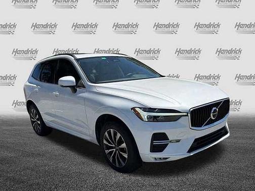 Crystal White 2023 Volvo XC60 Core
