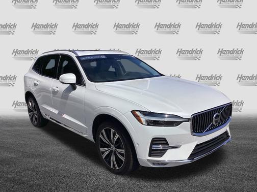 2023 Volvo XC60 Ultimate Bright Theme
