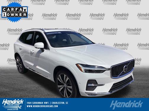 2023 Volvo XC60 Ultimate Bright Theme
