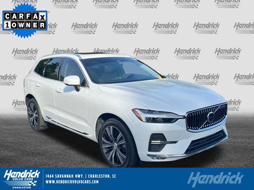 2023 Volvo XC60 Ultimate Bright Theme