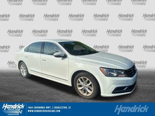 2017 Volkswagen Passat 1.8T S