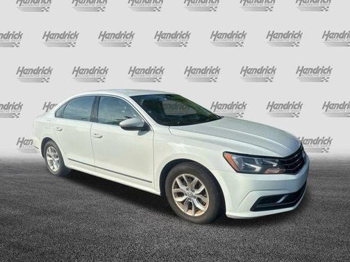2017 Volkswagen Passat 1.8T S