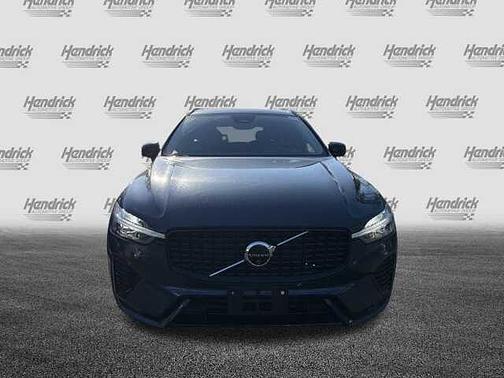 2025 Volvo XC60 Plus