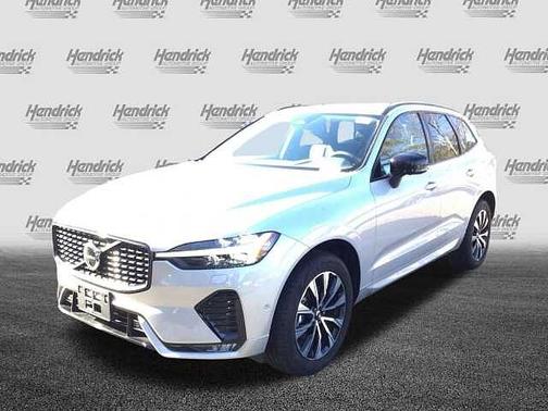 2025 Volvo XC60 Plus