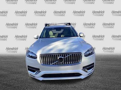 2025 Volvo XC90 Plus