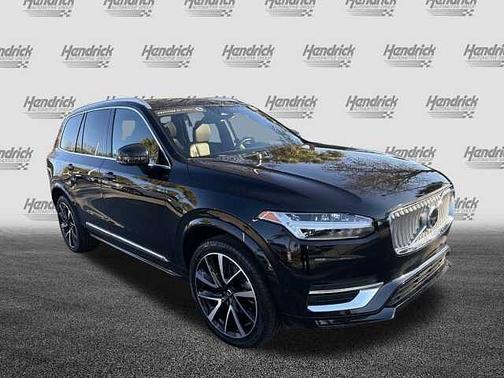 2023 Volvo XC90 Plus