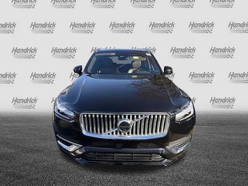 2023 Volvo XC90 Plus