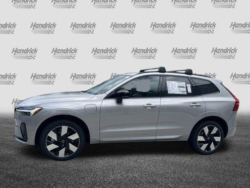 2025 Volvo XC60 Plug-In Hybrid T8 Plus