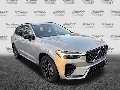 2025 Volvo XC60 Plus