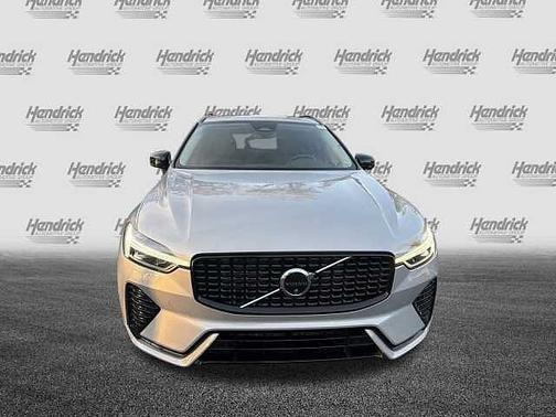 2025 Volvo XC60 Plus