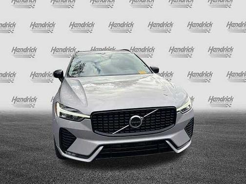 2025 Volvo XC60 Plus