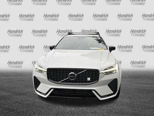 Onyx Black 2023 Volvo XC60 Ultimate Dark Theme