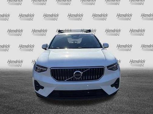 2023 Volvo XC40 Plus