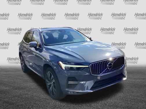 2023 Volvo XC60 Plus Bright Theme